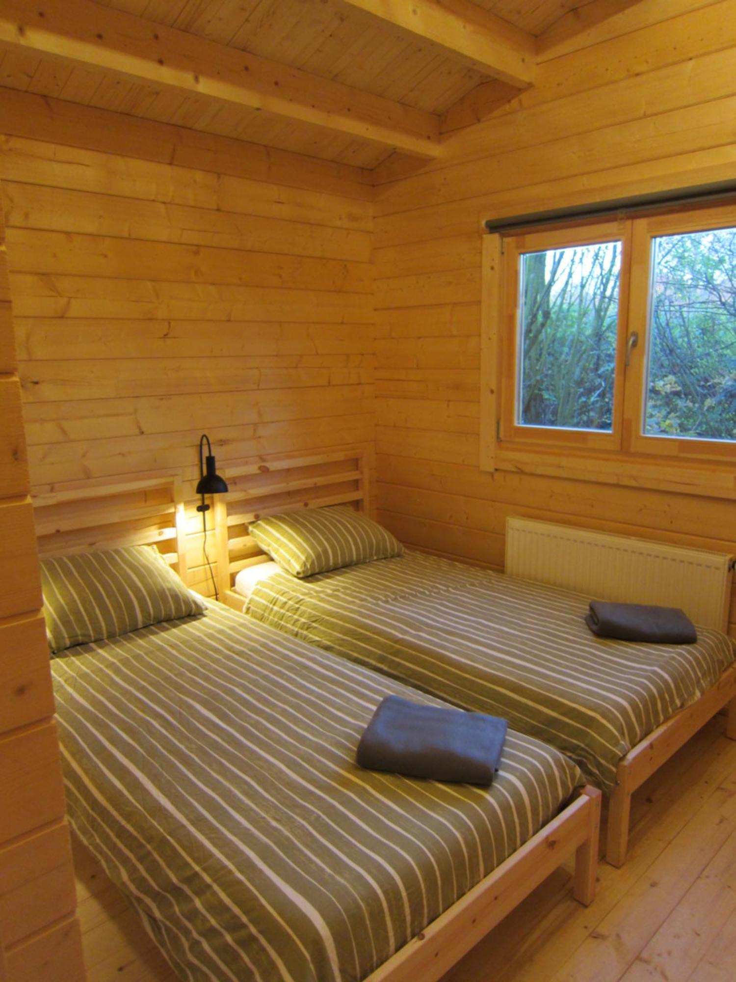 Hderh - Eco Lodge Op Vakantiepark De Ijsvogel, Zwembaden, Kids Fun, Natuur En Rust Voorthuizen Luaran gambar